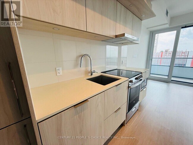 Photo du bâtiment - 448 Burnhamthorpe Rd W