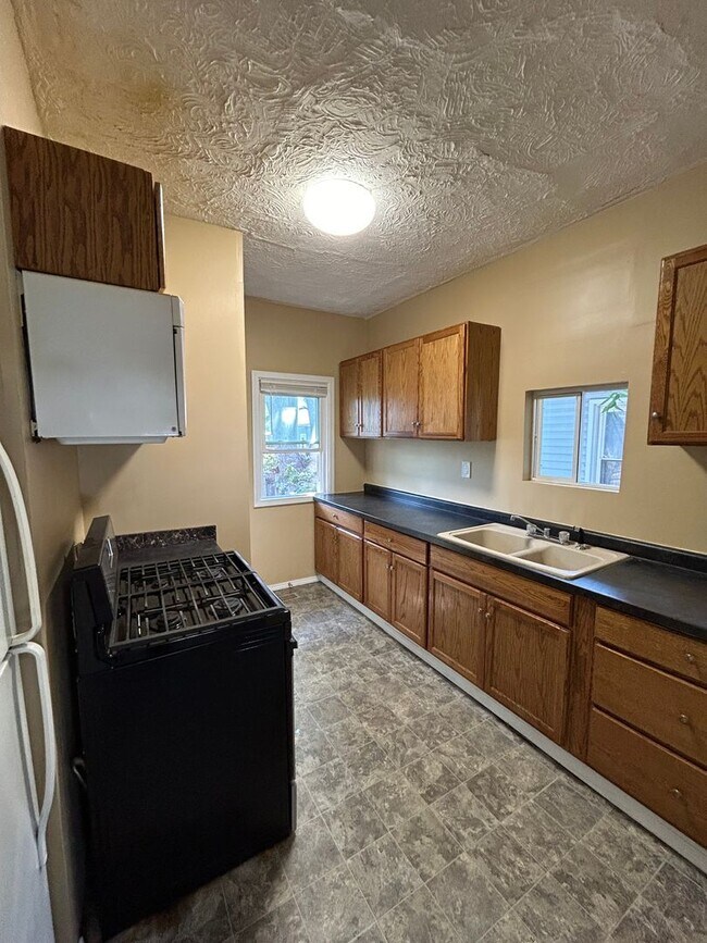 Foto del edificio - 3 bed / 1 bath home near 27th and Randolph.