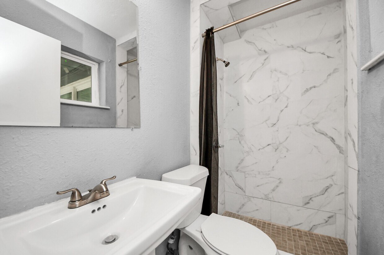 Foto principal - 11510 Lockgate Ln