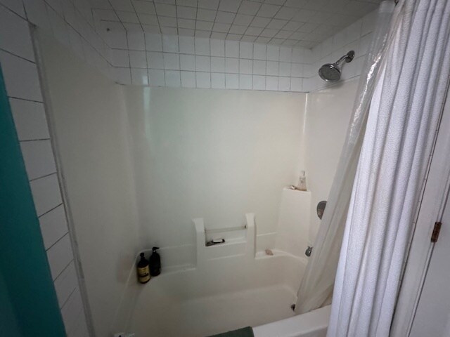 Foto del edificio - 3145 W Augusta Blvd