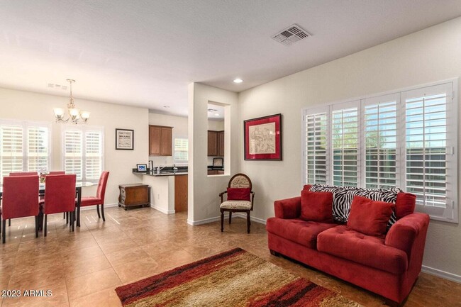 Foto del edificio - 21262 N 36th Pl