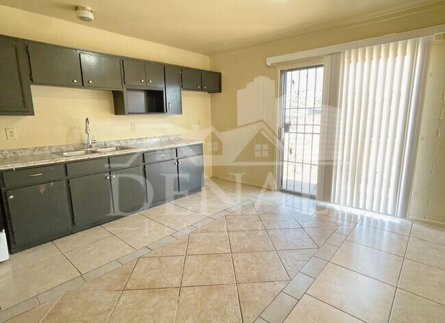 Foto del edificio - 1602 W Fremont Rd.