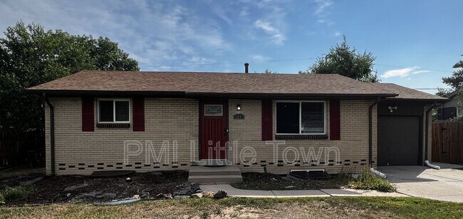 Photo - 364 S Salem St House