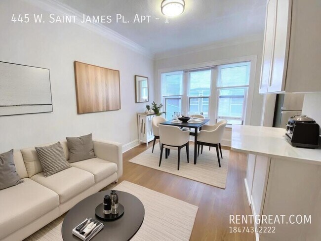 Foto del edificio - 445 W St James Pl
