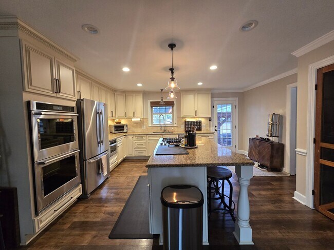 Foto del edificio - 409 N Fulton St