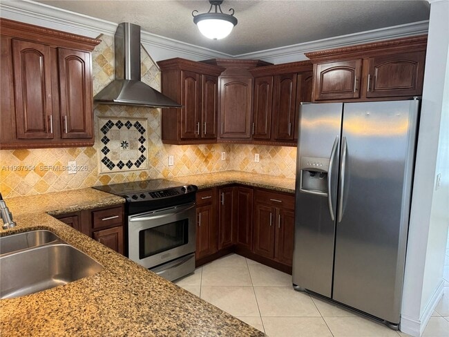 Foto del edificio - 6580 Lake Blue Dr