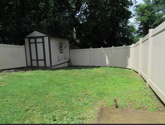 Building Photo - 409 Keystone Dr