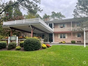 Building Photo - 2033 Mendon Rd