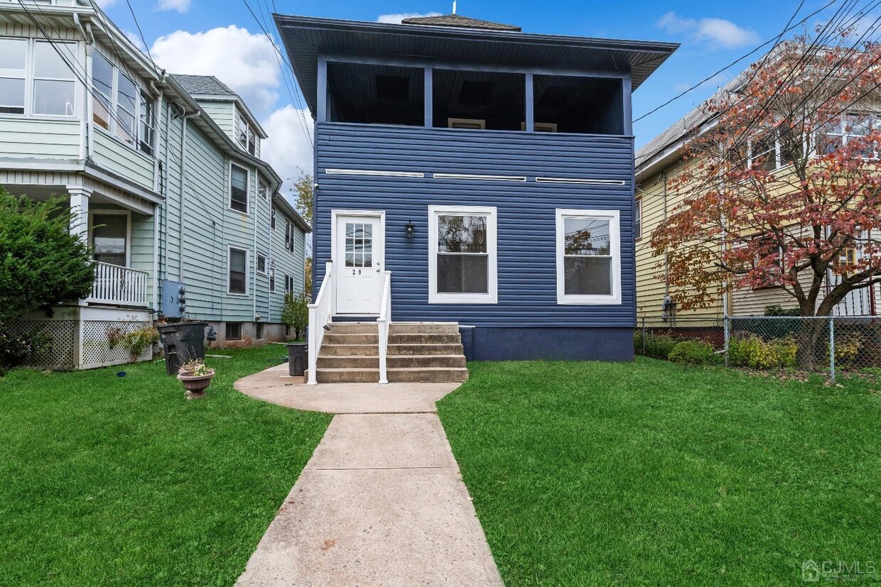 Primary Photo - 29 S 2nd Ave