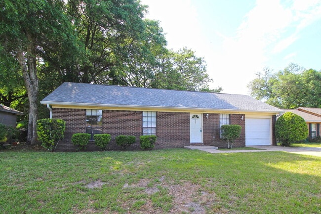 Building Photo - 3 Bedrooms, 1.5 Baths, 1-Car Garage & Large Fenced Backyard Near Bases, Schools & Shopping