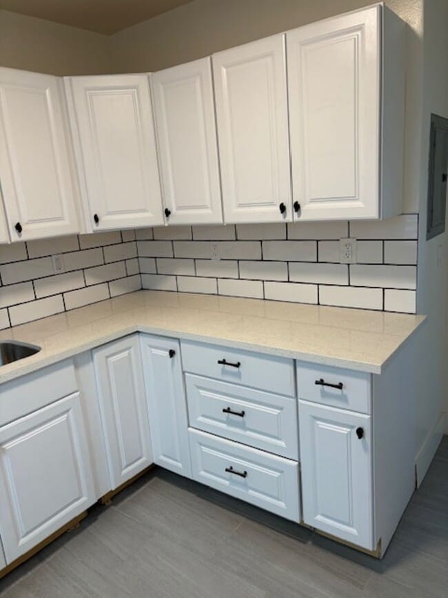 Foto del edificio - Renovated Studio Apartment for Lease in Van Nuys