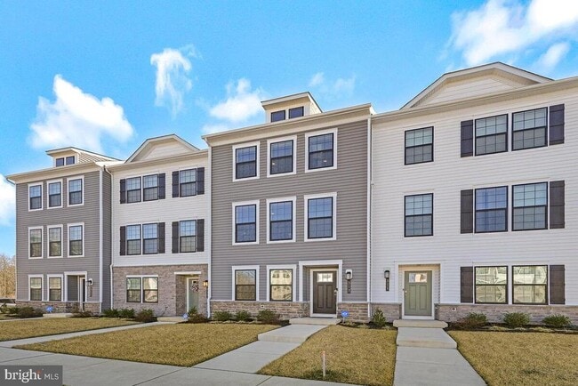 Foto del edificio - 313 Soft Rush Ln