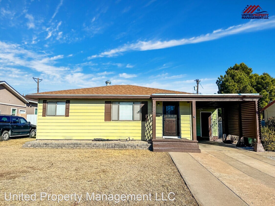 Primary Photo - 2 br, 1 bath House - 1042 Pinon Lane