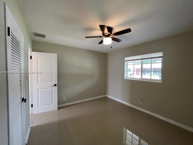 Foto del edificio - 946 Laurel Dr