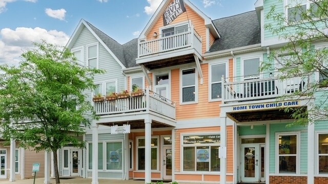 Foto del edificio - 1675 Town Center St