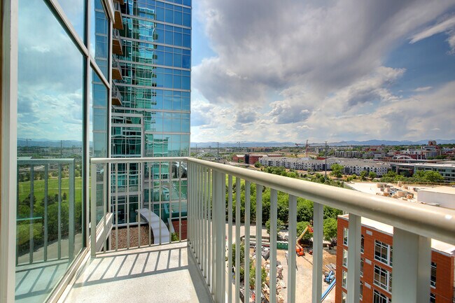 Foto del edificio - 1700 Bassett St