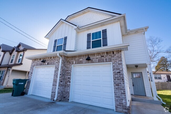 Building Photo - 212I Carver Ln