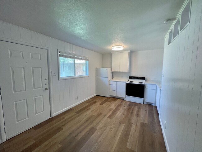 Foto del edificio - 1 bedroom across street from ACU