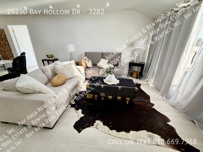 Building Photo - 29230 Bay Hollow Dr