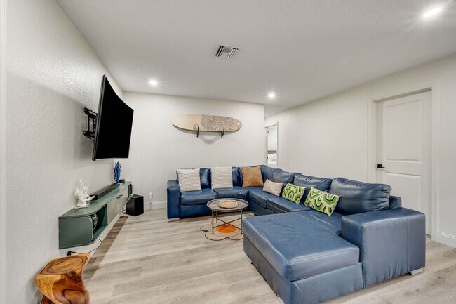 Foto del edificio - 415 N Shore Dr