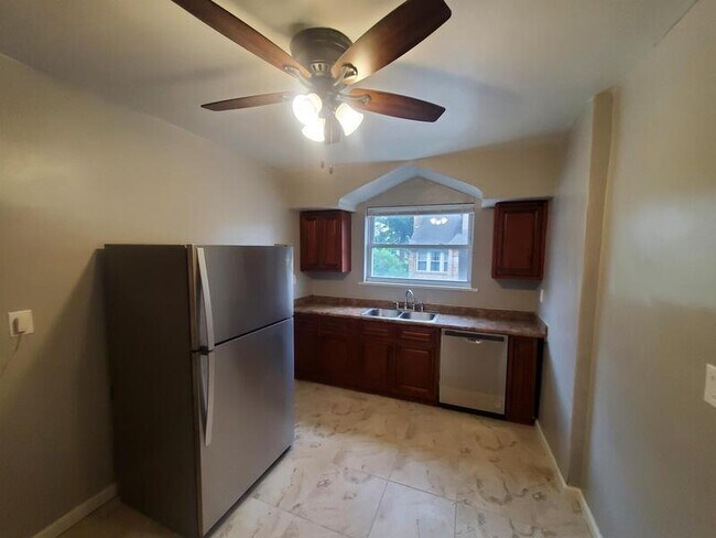 Foto del edificio - 3375 W North Bend Rd