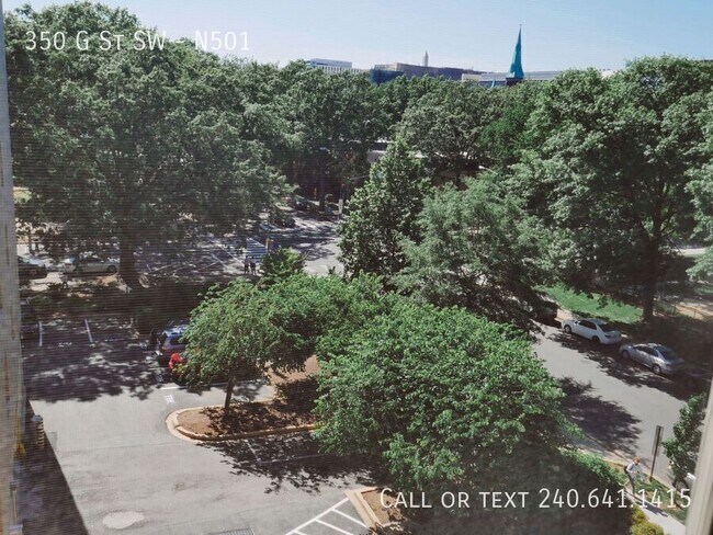 Foto del edificio - 350 G St SW