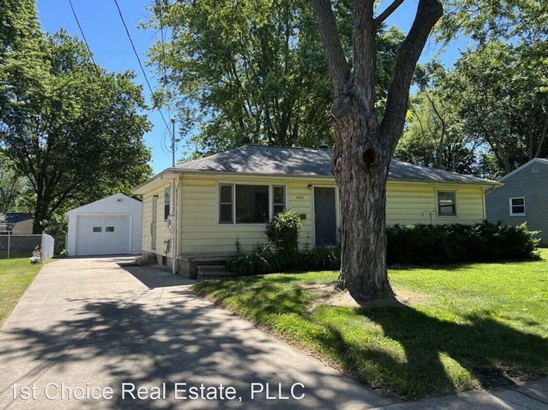 4915 Ora St, Lansing, MI 48910 House Rental in Lansing, MI