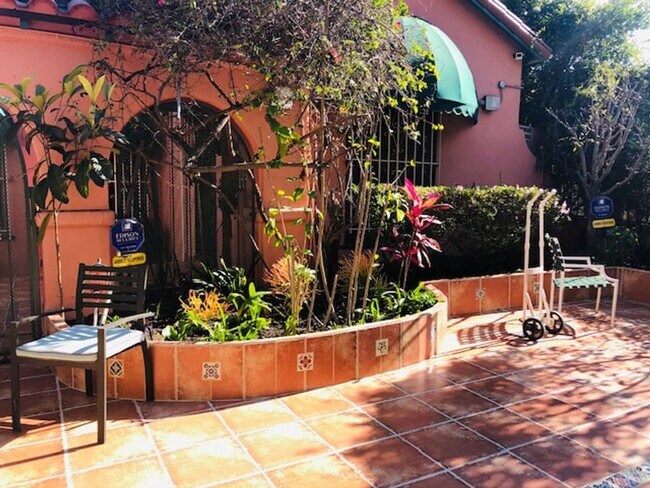Building Photo - A lush tropical oasis in prime Westwood located near UCLA, Beverly Hills, and more