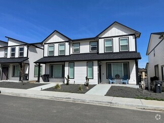 Building Photo - 1035-1037 Greenfield Dr