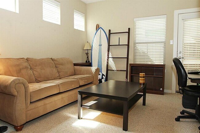 Foto del edificio - 4416 Center St