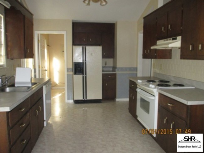 Building Photo - 4585 Tradewinds Way