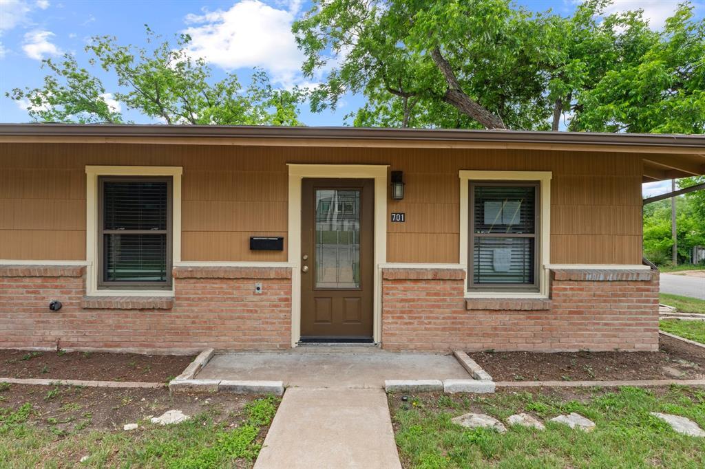 Foto principal - 701 E 46th St