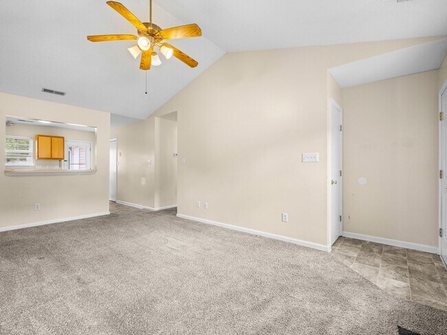 Foto del edificio - Midway Park Move In