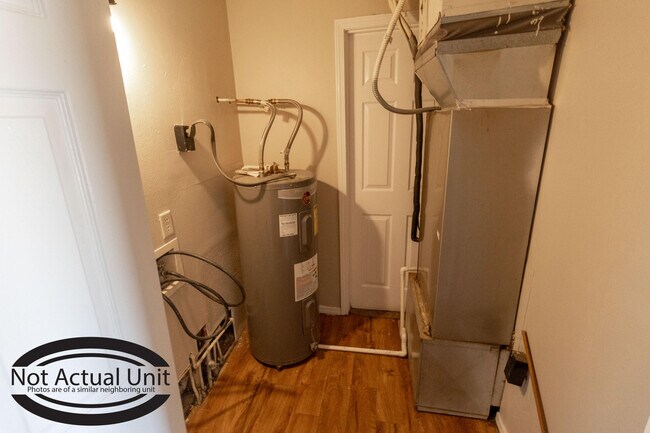 Foto del edificio - 7313 N Moberly Dr