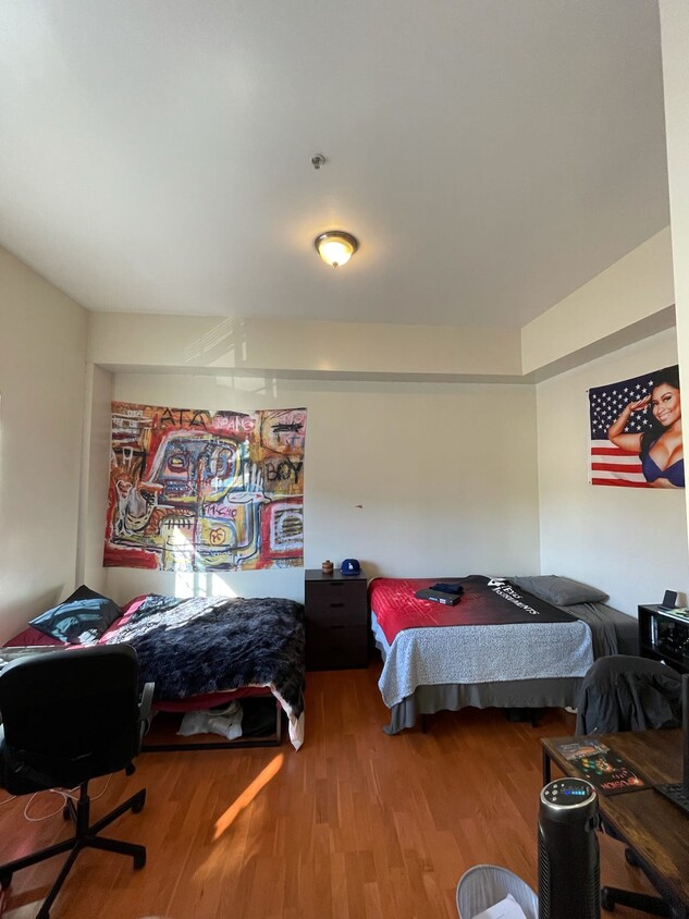 Primary Photo - 2323 Shattuck Ave