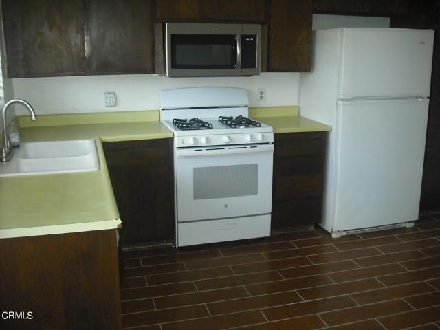 Foto del edificio - 2735 Bolker Way