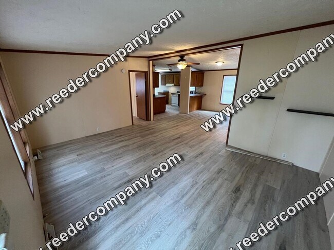 Building Photo - Updated 3 bedroom 2 bathroom ranch