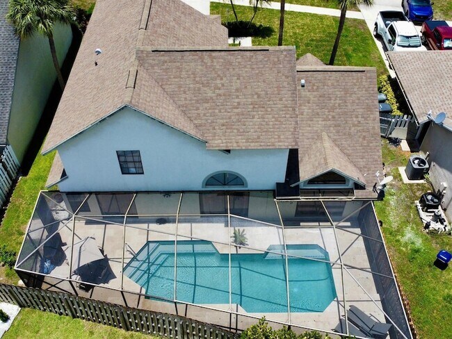 Foto del edificio - 12989 Meadowbreeze Dr