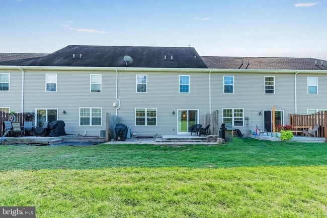Building Photo - 836 Spring Rock Ct