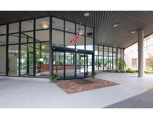 Building Photo - 250 Hammond Pond Pkwy
