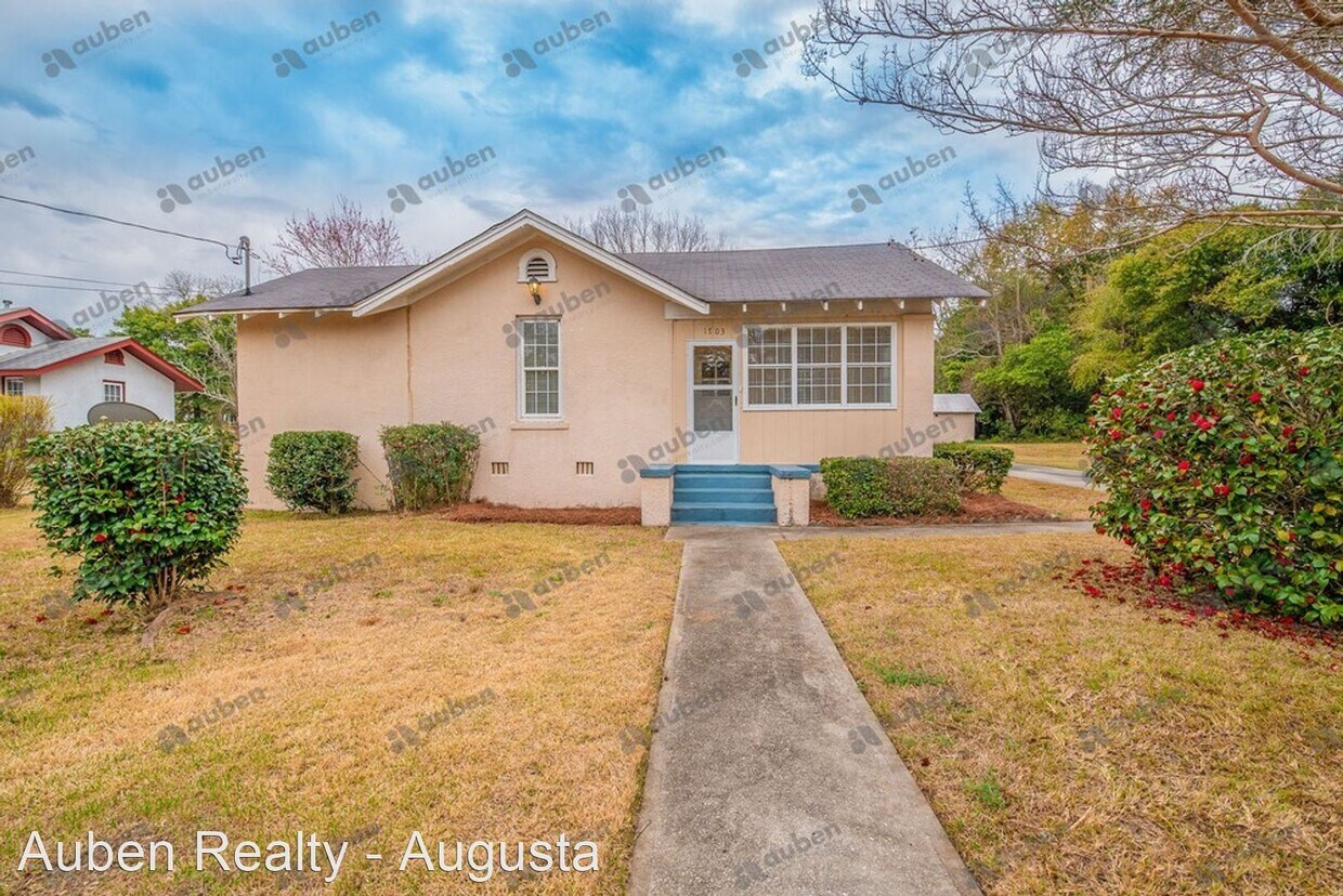 Foto principal - 3 br, 2.5 bath House - 1703 Johns Road