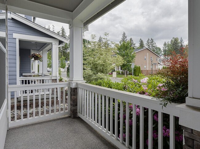 Foto del edificio - Maple Valley Stunning 5+ Bedroom 2.75 Bath