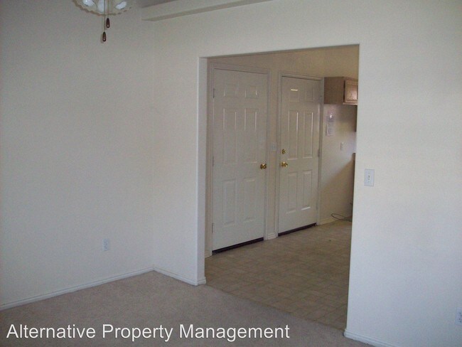 Building Photo - 2574 E 620 N