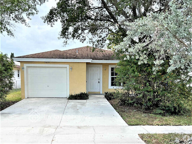Building Photo - 5419 Flagler St