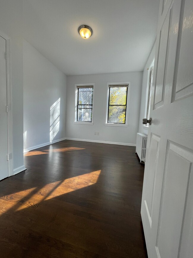 Unit 1 - 360 Pacific Ave
