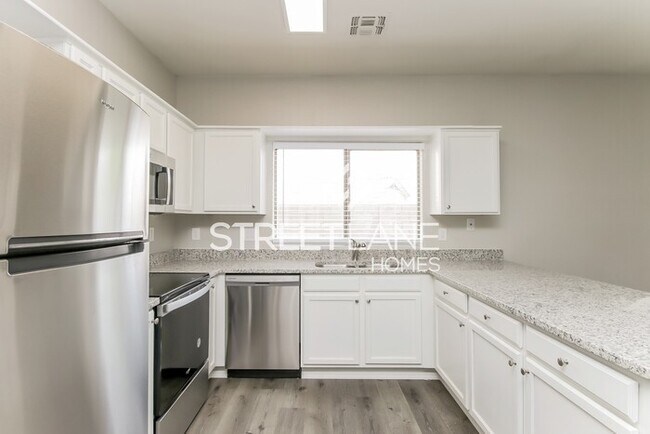 Building Photo - Charming 3 bedroom home in Apache Junction!