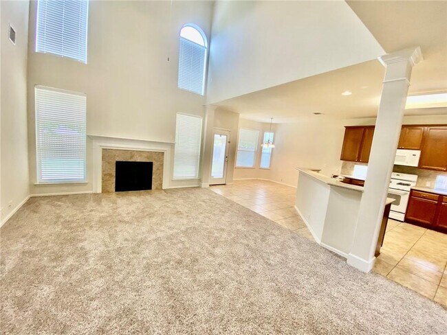 Building Photo - 521 Sweet Gum Dr