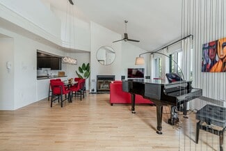 Building Photo - 3645 Rue Charron