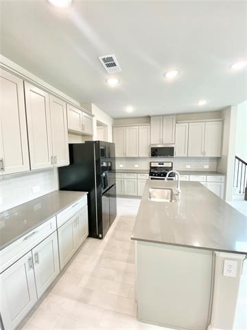 Foto del edificio - 1751 Redding St