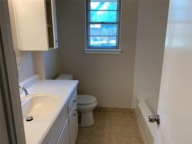 Building Photo - 2439 Dorrington Dr